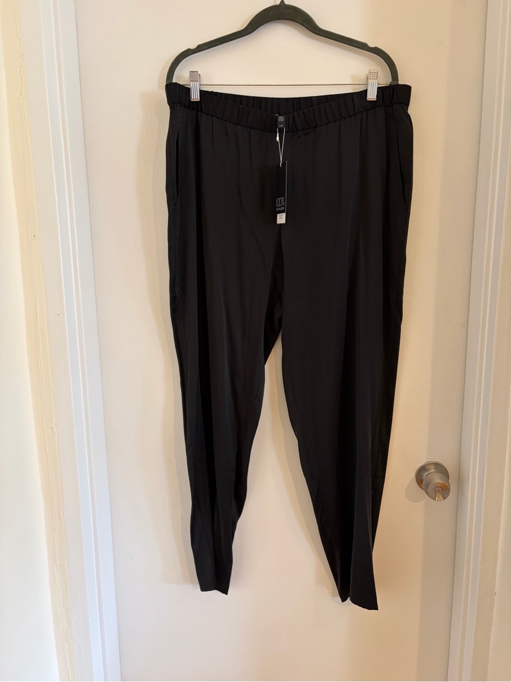 Black Silk Elastic Waist Tapered Evening Pants NWT Size Large